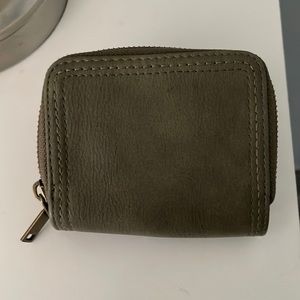 Universal Thread Double Zipper Wallet